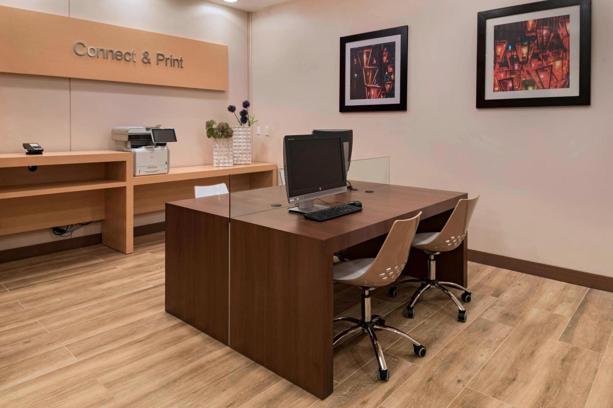 Fairfield By Marriott 4*