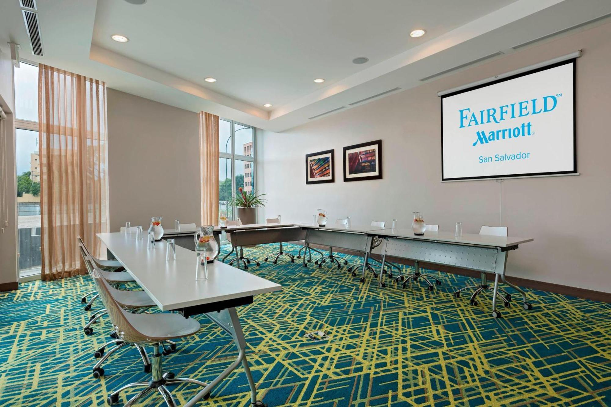 Fairfield By Marriott Hotel 4*