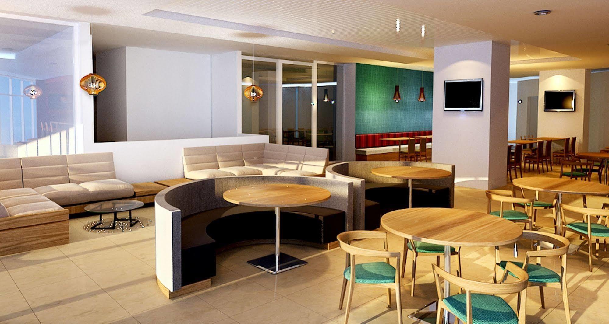 Fairfield By Marriott Hotel